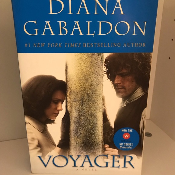 Barnes & Noble Other - Voyager by Diana Gabaldon